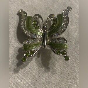 Vintage Green Butterfly Brooch Pin - Peridot Colored Stones Antique Jewelry